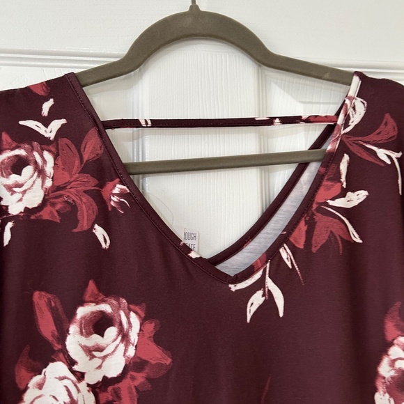 LuLaRoe Macy dresses, NWT, XL, Burgundy floral and Black/white marble - Picture 10 of 16
